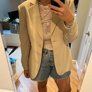 vintage Crepe style fabric Cream Blazer longline very chic size 6